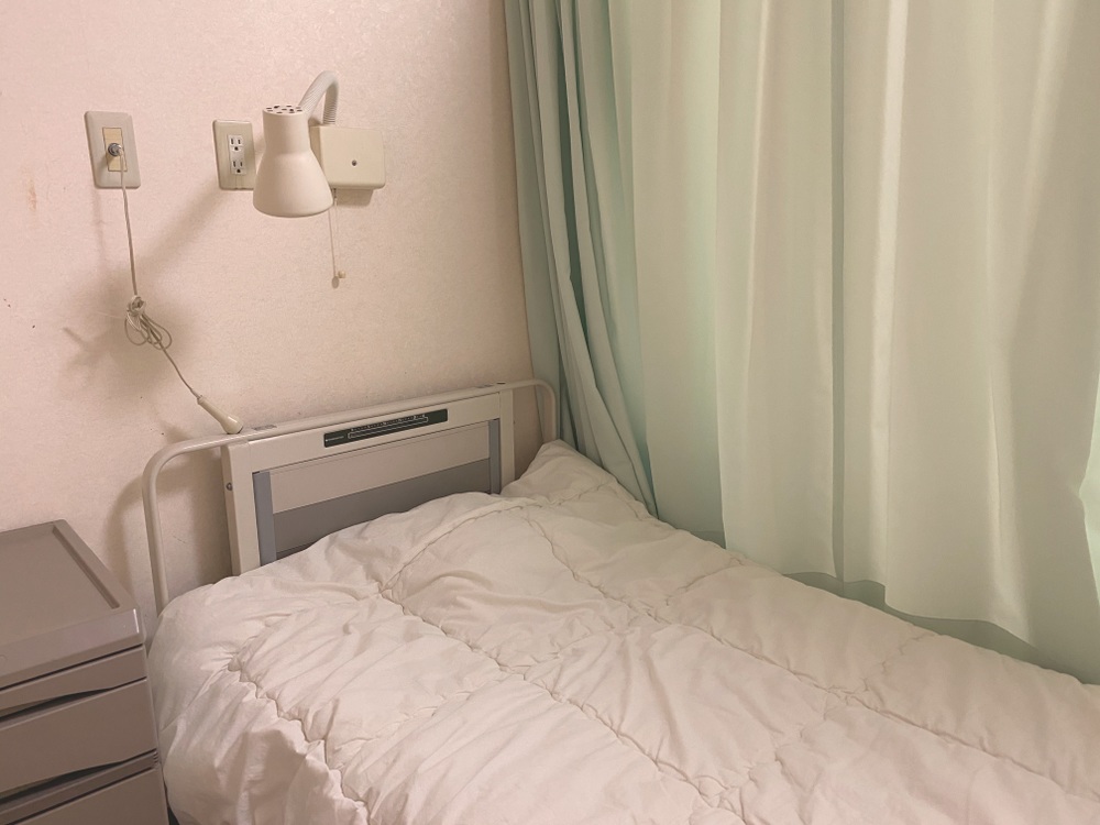 院内の休憩室、2人部屋のようす